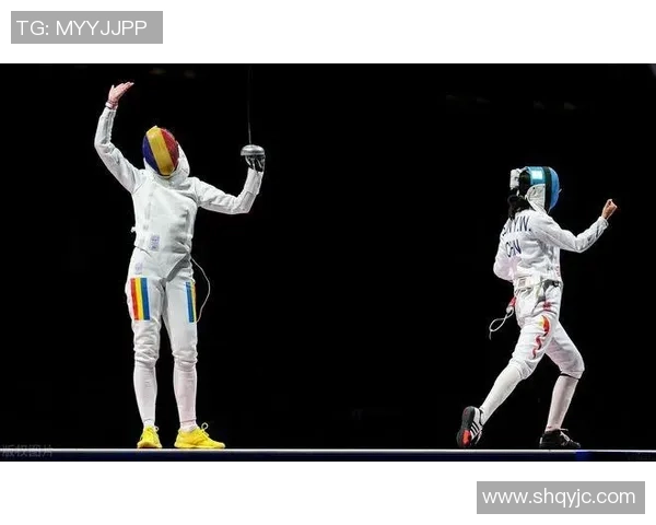 莱奥一剑封喉，米兰一球复仇拉齐奥，时隔多年再登顶！